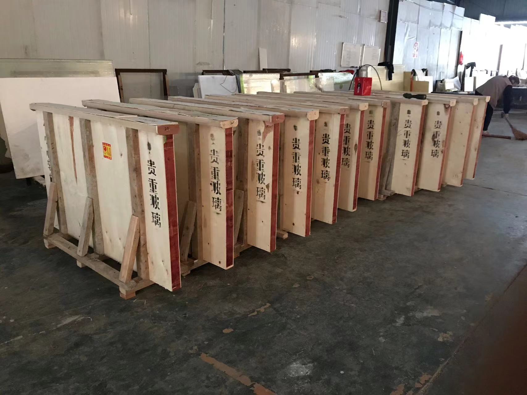 辽源铅玻璃如何清理
